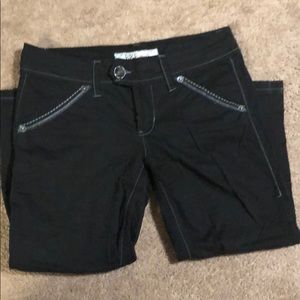 BKE soft capris. 27.